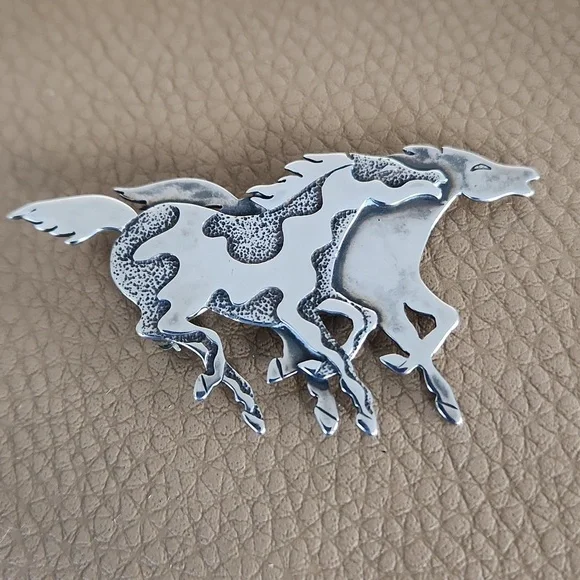 Fabulous Native American Navajo Sterling Horse Brooch By Frank Salcido 🐎♥️ - Picture 3 of 11